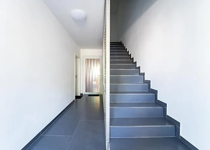 Select-home 2 - Netflix - Kaffee&tee - Parkplatz - Viele Extras *