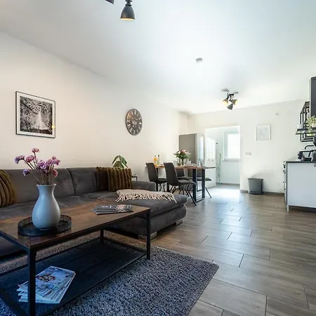 Select-home 2 - Netflix - Kaffee&tee - Parkplatz - Viele Extras Apartment *